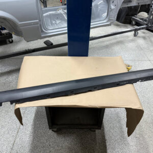 2007-2009 Ford Mustang GT500 Shelby RH Passenger Rocker Panel Side Skirt