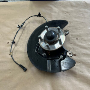 2015-2020 Ford Mustang 5.0L GT LH Driver Side Front Spindle Knuckle Hub