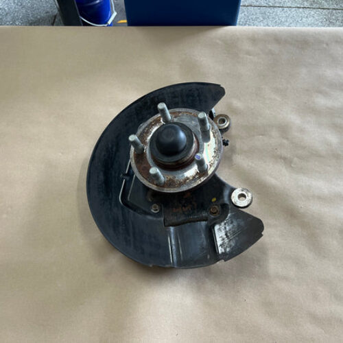 2015-2020 Ford Mustang 5.0L GT LH Driver Side Front Spindle Knuckle Hub