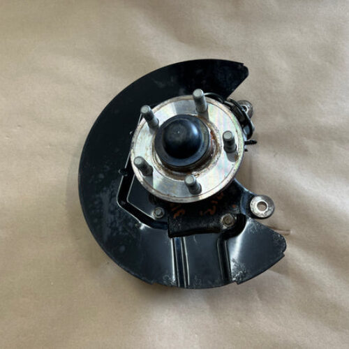 2015-2020 Ford Mustang 5.0L GT LH Driver Side Front Spindle Knuckle Hub