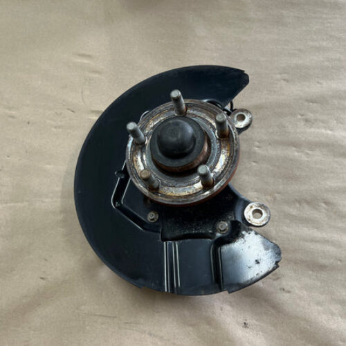 2015-2020 Ford Mustang 5.0L GT LH Driver Side Front Spindle Knuckle Hub