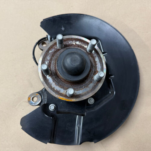 2015-2020 Ford Mustang 5.0L GT RH Passenger Side Front Spindle Knuckle Hub – OEM