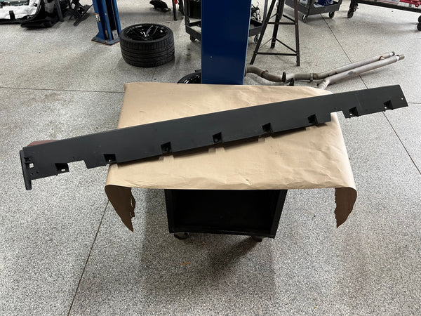 2015-2023 Ford Mustang GT Ecoboost LH Driver Side skirt molding "D4" - Image 2