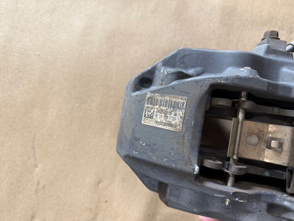 2015-2023 Ford Mustang GT Front 6 Piston BREMBO Brake Calipers - Image 4