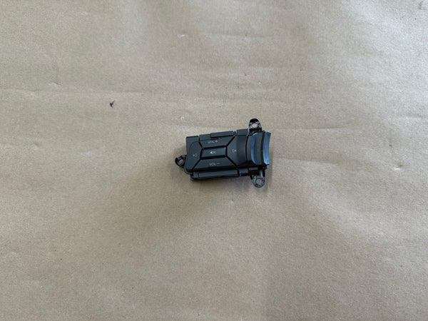 2018-2023 Ford Mustang GT LH Wheel Steering Button Volume Mute Seek