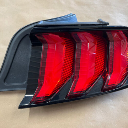 2018-2023 Ford Mustang GT V6 EcoBoost Tail Light RH Passenger Side LED