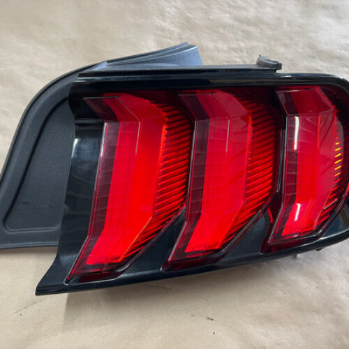 2018-2023 Ford Mustang GT V6 EcoBoost Tail Light RH Passenger Side LED