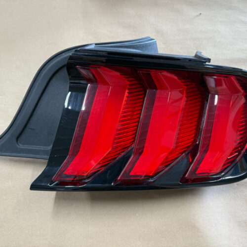 2018-2023 Ford Mustang GT V6 EcoBoost Tail Light RH Passenger Side LED