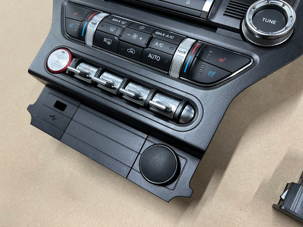 2018 Ford Mustang GT Touch Screen Face Plate Radio Module USB - Image 4
