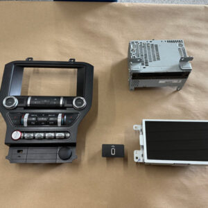 2019 Ford Mustang Touch Screen Face Plate Radio Module USB