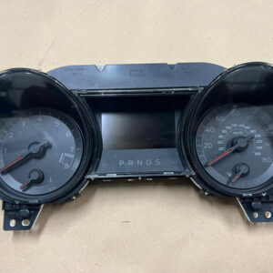 2019 Mustang GT 10R80 Instrument Dash Cluster Speedometer 32k miles Automatic