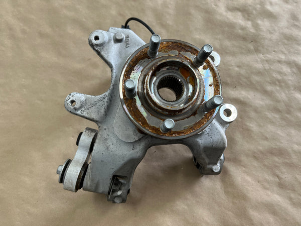 2020-2022 Ford Mustang GT500 LH Driver Side Rear Spindle Knuckle Hub - OEM
