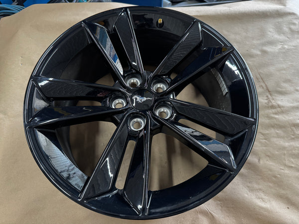 2024 Ford Mustang Black OEM Wheel 18x8.5 - Image 2